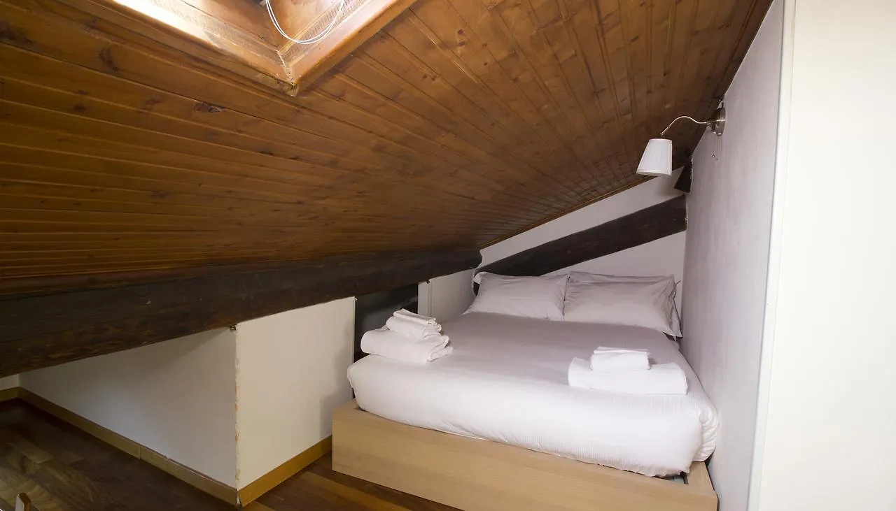 Italianway-Corso San Gottardo 18 Apartment Milan 0*,  Italy